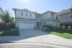 1612 Marina Way in Brentwood, CA - Building Photo