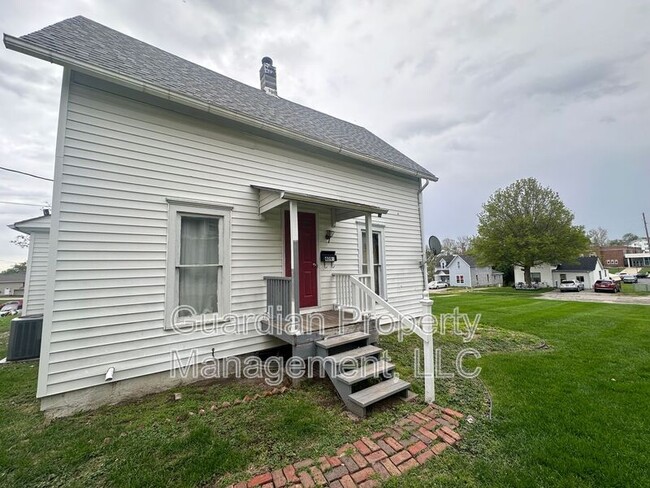 property at 409.5 E 3rd St