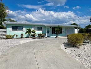 309 Bryn Mawr Island in Bradenton, FL - Building Photo - Building Photo