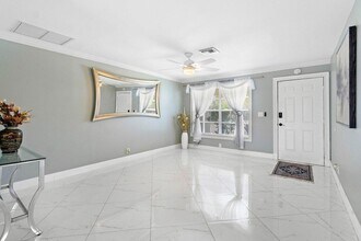 1837 16th Ave N in Lake Worth Beach, FL - Building Photo - Building Photo
