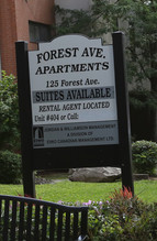 Forest Ave Apartments in Hamilton, ON - Building Photo - Building Photo