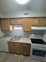 3891-3893 Bennett Rd in Cincinnati, OH - Building Photo