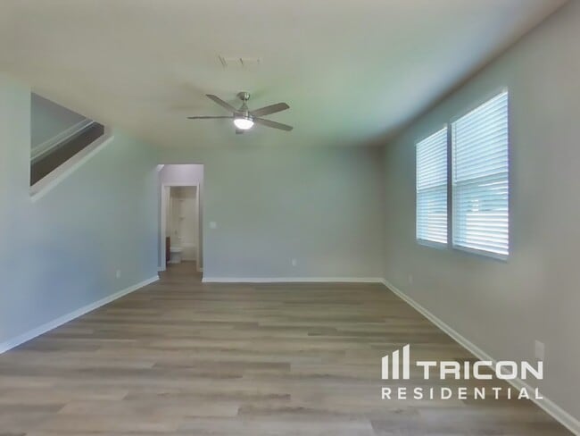 372 Harley Dr in Jacksonville, FL - Building Photo - Building Photo