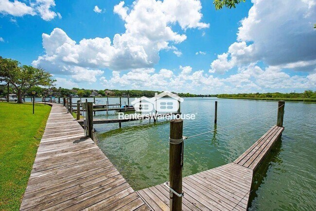 18809 Egret Bay Blvd in Houston, TX - Building Photo - Building Photo
