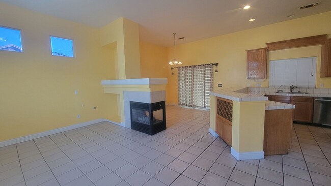 3111 Stoney Peak Ln in Bakersfield, CA - Building Photo - Building Photo