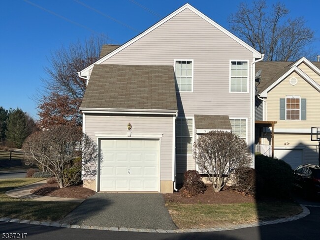 60 Brock Ln in Hackettstown, NJ - Building Photo - Building Photo