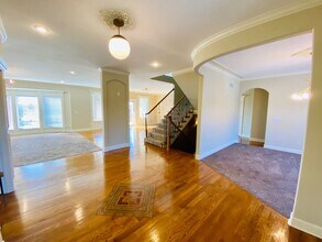 5183 W 150th Pl in Overland Park, KS - Foto de edificio - Building Photo