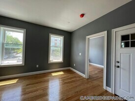 339 Cambridge St in Cambridge, MA - Building Photo