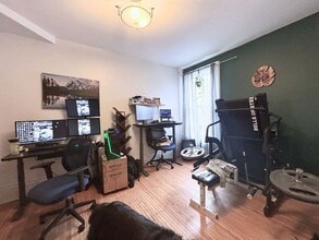 130 Emerald St S in Hamilton, ON - Building Photo - Building Photo