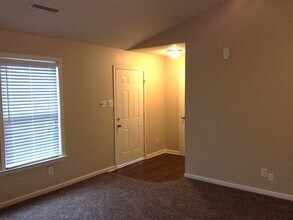 726 Cheswick Ave in Concord, NC - Building Photo - Building Photo