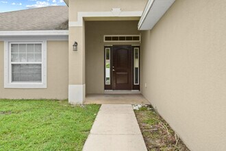 2273 SW Monterrey Ln in Port St. Lucie, FL - Building Photo - Building Photo