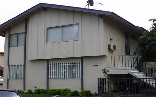 10349 Pradera Ave in Montclair, CA - Foto de edificio - Building Photo