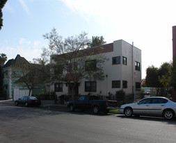 871 N Oxford Ave Apartments