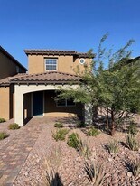 808 Royal Beekman St in Henderson, NV - Building Photo