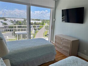 579 NE Plantation Rd in Stuart, FL - Building Photo - Building Photo