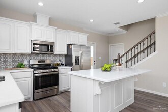 14323 Mountain Ridge Ln in McAllen, TX - Building Photo - Building Photo