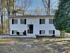 604 Tower Rd in Peachtree City, GA - Building Photo