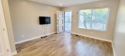 6543 Bell Bluff Ave in San Diego, CA - Building Photo - Building Photo