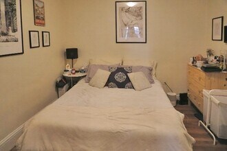 112 Willow St, Unit 1 in Cambridge, MA - Building Photo - Building Photo