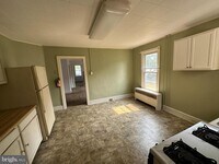 716 W Front St photo'