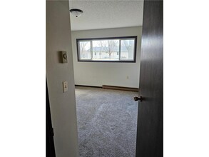 808 Hills Ave in Jackson, MN - Building Photo - Building Photo