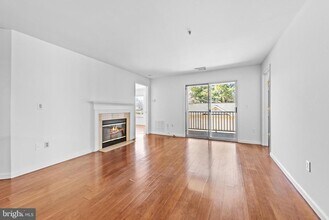 11804 Eton Manor Dr in Germantown, MD - Building Photo - Building Photo