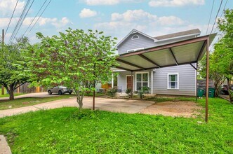 2109 Maxwell Ln in Austin, TX - Building Photo - Building Photo