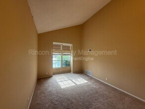 6033 Tahoe Pl in Camarillo, CA - Building Photo - Building Photo