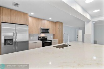 2231 NE 34th Ct in Lighthouse Point, FL - Building Photo - Building Photo
