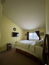 1142 E Wilson Ave in Lombard, IL - Building Photo - Building Photo