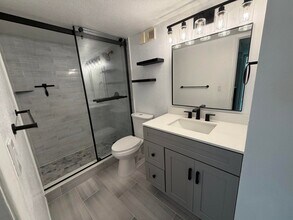 117 Yacht Club Way in Hypoluxo, FL - Building Photo - Building Photo