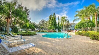 170 Sawtooth Dr in Valrico, FL - Building Photo - Building Photo