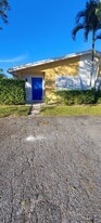 221 Beverly Dr, Unit 221 Beverly Dr. in Delray Beach, FL - Building Photo