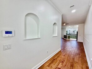 8614 Miramar Terrace Cir in Tampa, FL - Building Photo - Building Photo