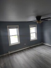 354 Grove St in Woonsocket, RI - Building Photo - Building Photo