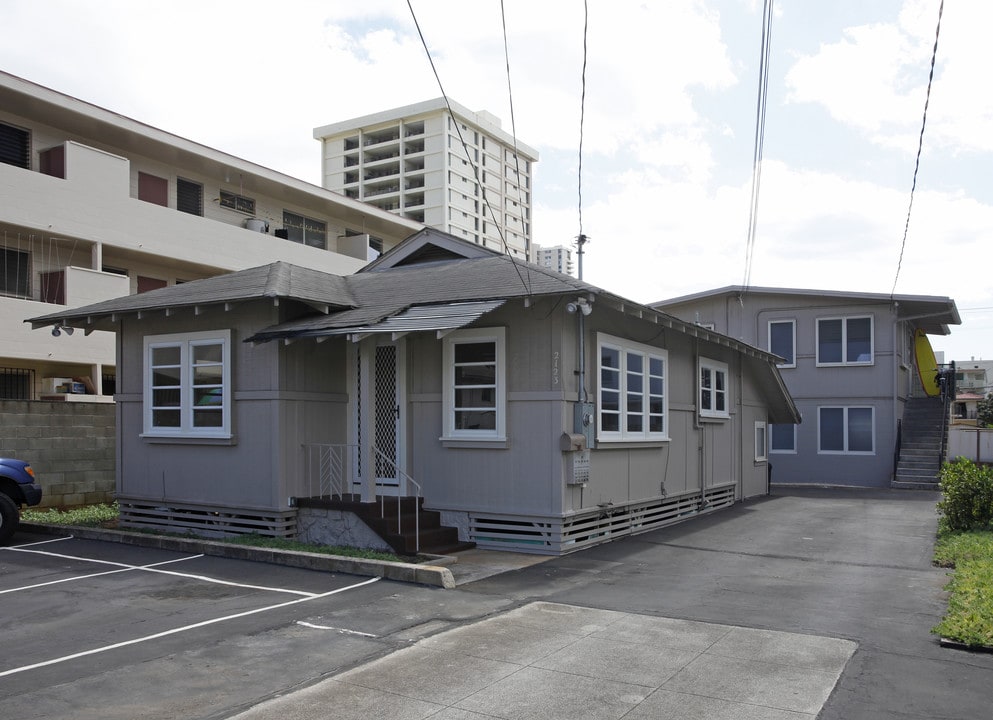 2123 Citron St in Honolulu, HI - Building Photo