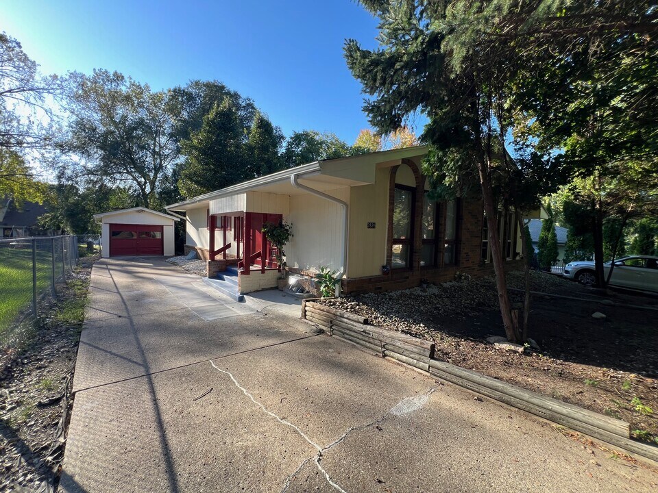 2826 67th St in Des Moines, IA - Building Photo
