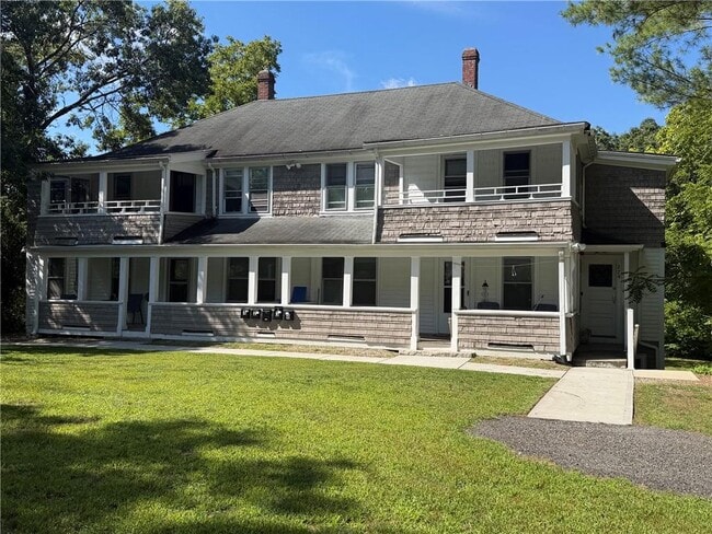274 Waterman Ave