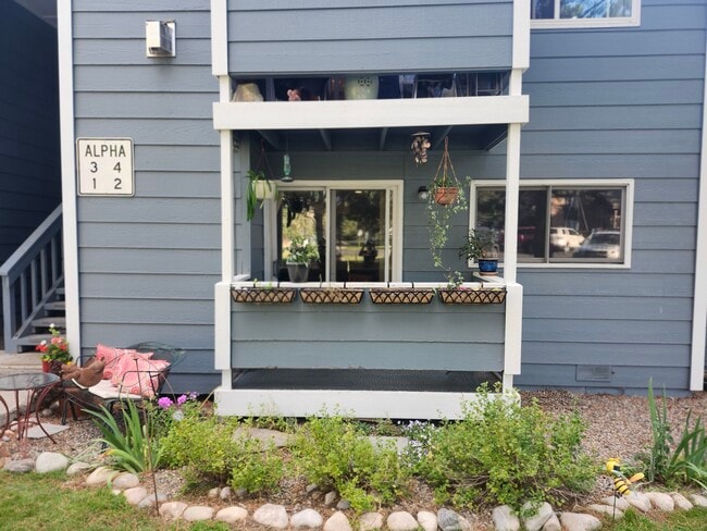 property at 1410 Athens Plaza