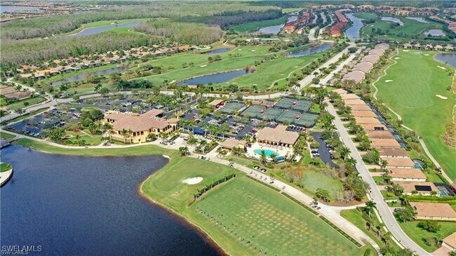 10353 Heritage Bay Blvd in Naples, FL - Building Photo - Building Photo