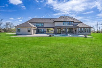 15015 House Rd in Hockley, TX - Building Photo - Building Photo