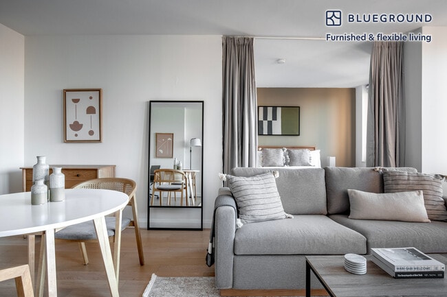 105 Duane St in New York, NY - Building Photo - Building Photo