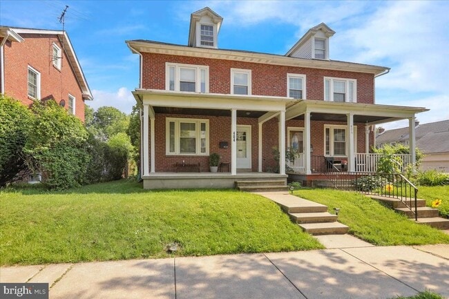 property at 404 Pine St