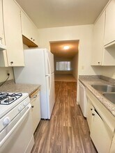 162j in Davis, CA - Building Photo - Interior Photo