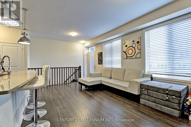 3044 Preserve Dr in Oakville, ON - Building Photo - Building Photo