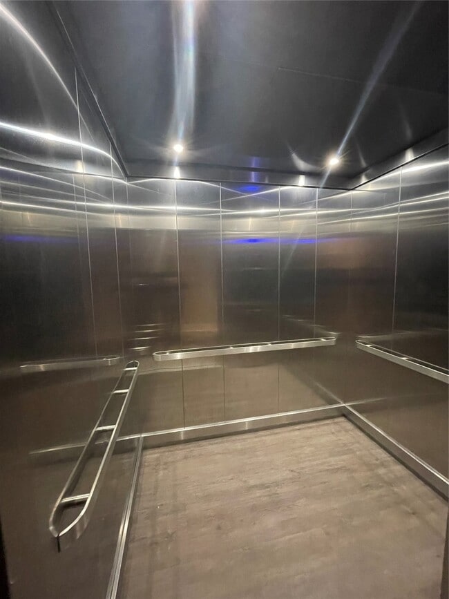 property at 2727 Houston Ave