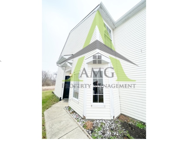 2249 Collins Way in Greenfield, IN - Building Photo - Building Photo