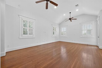 1042 W 25th St in Houston, TX - Building Photo - Building Photo