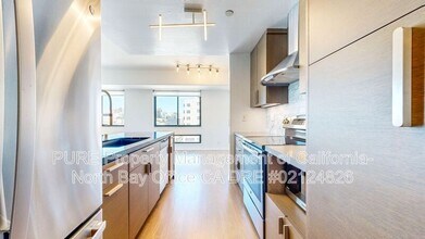 1 Daniel Burnham Ct in San Francisco, CA - Building Photo - Building Photo