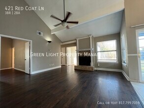 421 Red Coat Ln in Arlington, TX - Building Photo - Building Photo